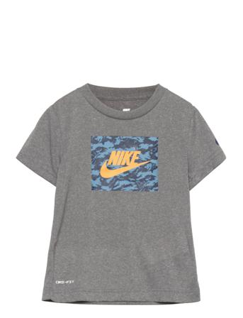 Camo Futura T-shirts Short-sleeved Harmaa Nike