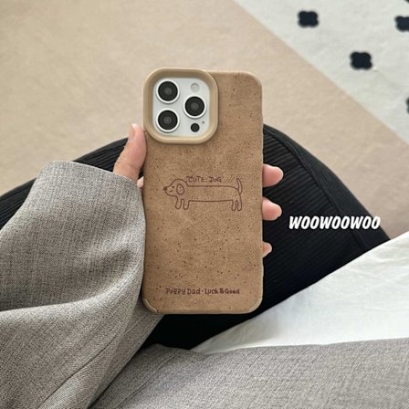 Skal för iPhone 15, röd linje hund, unikt skal nisch höst och vinter söt pälsboll klocka hänge