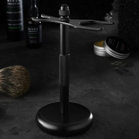 Black Classic Shaving Stand for Men - Shavingstands
