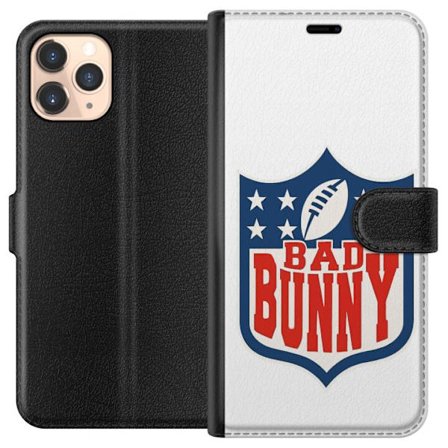 Kompatibel Tegnebogsetui til Apple iPhone 11 Pro Bad Bunny rød grafisk plakat med portræt og typografi i latinamerikansk popdesign