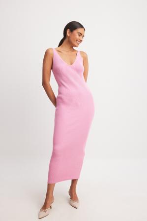 NA-KD Trend Robe en maille côtelée et dos plongeant - Robes Pull - Rose - Medium