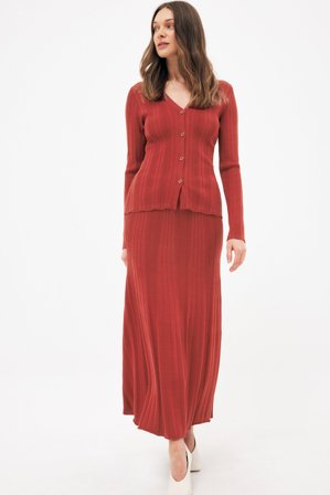 NA-KD - Strikket maxiskjørt med ujevn ribb - Plisserte skjørt - Rød - M