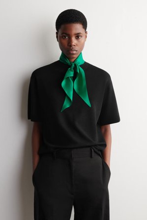 COS Damen T-Shirt Aus Merinowolle Mit Schaldetail - Schwarz