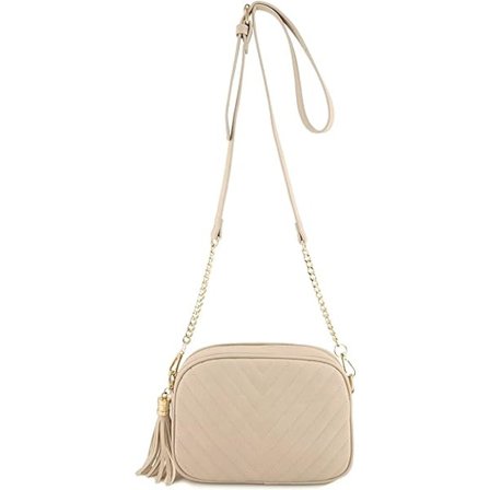 Enkel axelväska med metallkedjerem och tofs