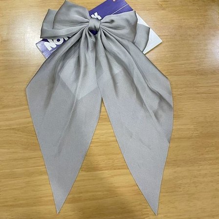 2 stk. Store Hårklemmer med Sløjfe og Lang Silkeagtig Satin, Ensfarvet Fransk Hårklemme Enkle Hårnåle Tilbehør til Kvinder Piger Grå