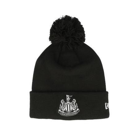 New Era - Football Black pom Beanie - Newcastle United Monochrome Cuff Beanie Black Pom @ Hatstore