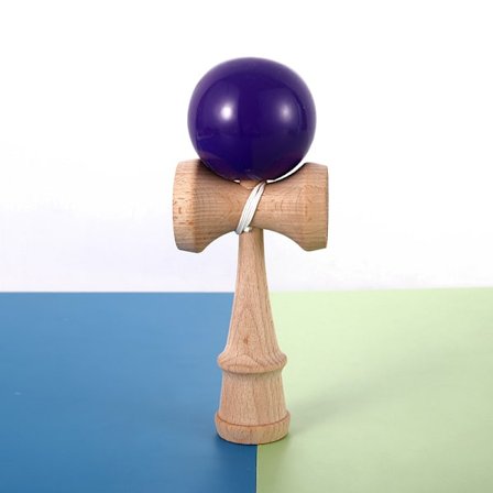 Den lilla farve børns legetøj store færdighed bold sværd bold sjov