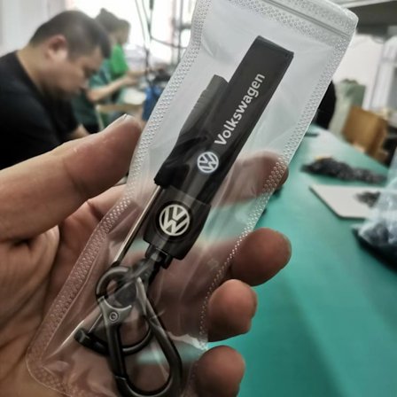 Läder nyckelring till bil, metall nyckelring till bil, passar till bilnyckeltillbehör