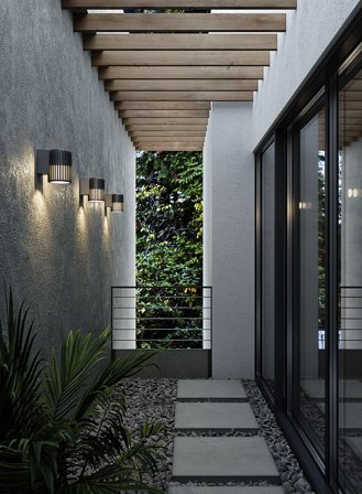 Aludra utelampe vegg - sort