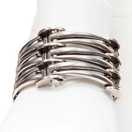 Saint Laurent Vintage, Pre-owned Metal bracelets Grijs, Dames, Maat:ONE Size,Zilver