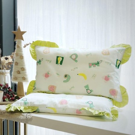 2x 40*60cm kuddar för barn (banan)