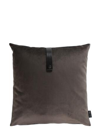 Velvet Cushion Cover Home Textiles Cushions & Blankets Cushion Covers Harmaa Louise Smærup