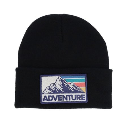 Wild Spirit - Noir cuff Bonnet - Mountain Adventure Patch Black Cuff Beanie @ Hatstore