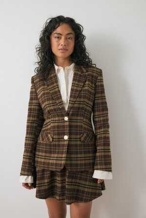 Emmanuelle Koffi x NA-KD kariierter Blazer mit markierter Taille - Blazer - BraunCheckeRot - EU 40