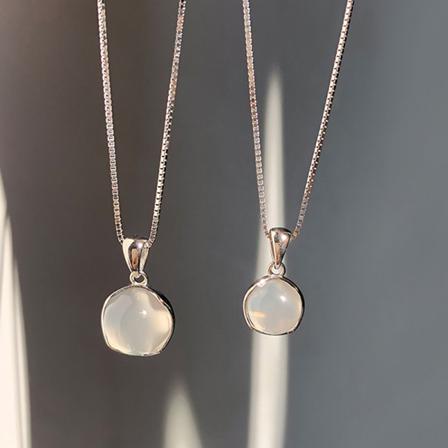 White Elephant Jade Hänge Halsband För Kvinnor Flickor Gem Stone