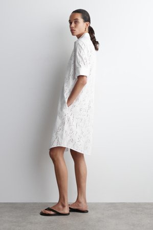 COS Femme Robe-Chemise Broderie Anglaise in Blanc