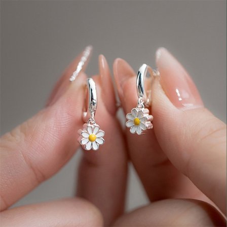 1 Par nye Simple e Daisy Flower Pendant Stud øreringe til kvinder