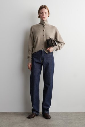 COS Women's Cárdigan De Lana Merino Con Cuello Alto in Beige