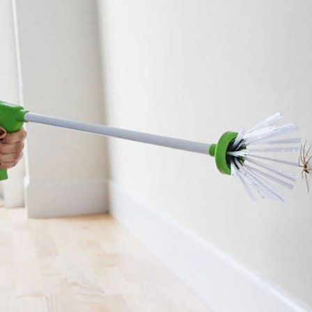 Spindel- och insektsfångare i plast med flexibel gripfunktion