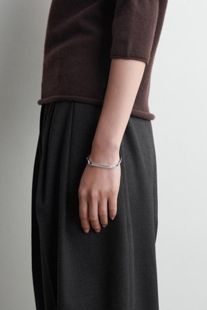 COS Women's Curved Rectangular Bangle in Silver-coloured