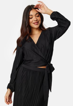 Bubbleroom - Pleated Long Sleeve Wrap Top - Black - Kläder Omlottklänning