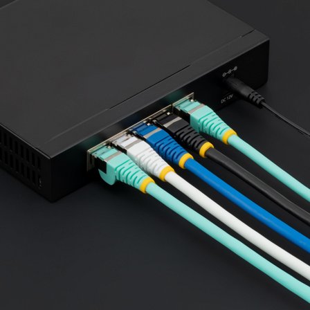 StarTech 3m CAT6a Ethernet Cable - White - Low Smoke Zero Halogen (LSZH) - 10GbE 500MHz 100W PoE++ Snagless RJ-45 w/Strain Reliefs S/FTP Network Patch