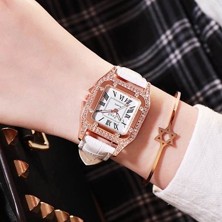 2023 Koreansk stil Fashion Square Diamond Dam Watch