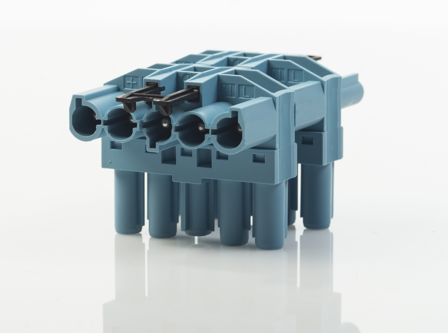 Gycom 128250 Forgreningskontakt 5-polet, 16 A, IP20 3 utganger, 0,28 kWh, Stikkontakter & kabler