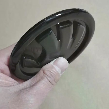 Skoda-logotarra eteen, 110 mm, Skoda-merkkinen maskin logotarra, takamerkki malleihin SKODA ENYAQ IV OCTAVIA FABIA Superb, Skoda-tarra