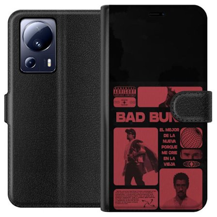 Kompatibel Tegnebogsetui til Xiaomi 13 Lite Bad Bunny NFL-inspireret skjoldlogo med amerikansk fodbold og stjerner