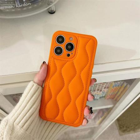 Iphone 13 Vadderade Skal I Trendiga Färger Broderade Mönster Orange One Size