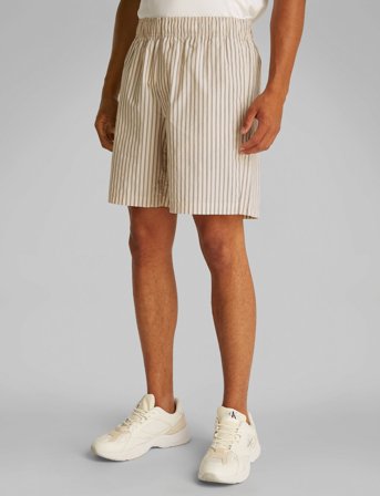 Calvin Klein Jeans Pull-On Short - Cream - L