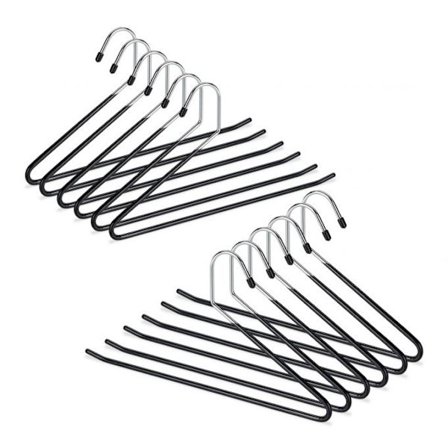 Set med svarta byxhängare med halkskydd