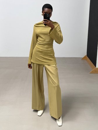 NA-KD Strukturerad långärmad topp med drapering - Set - Grön - L