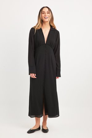 NA-KD Robe mi-longue boutonnée sur le devant à col en V - Robes de Printemps - Noir - EU 36