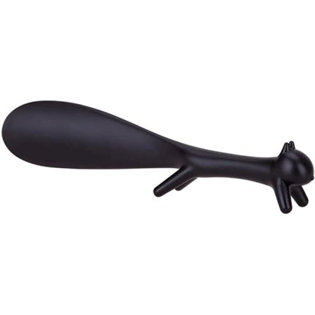 Skohorn formet som et ekorn med et bærbart, kort håndtak, egnet for barn, eldre, menn og kvinner.