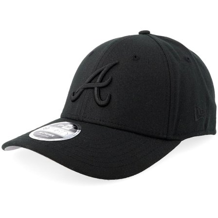 New Era - MLB Nero fitted Cappellino - Atlanta Braves 39THIRTY M-crown Poly Black/Black Flexfit @ Hatstore