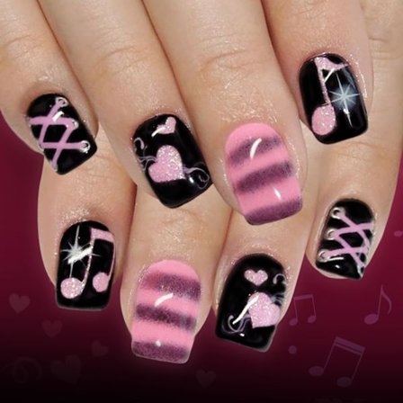 24 stycken Valentine Press On Nail Musikaliskt Hjärta Fransk Manikyr Falska Naglar