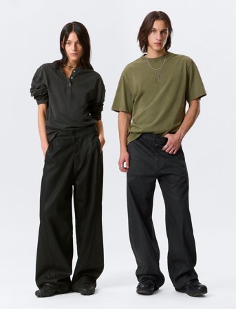 Weekday Astro Loose Utility Baggy Leg Jeans - Black - 28