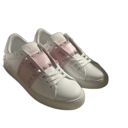 Valentino Garavani Rockstud Untitled