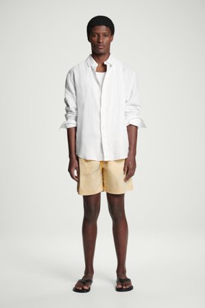 COS Homme Short De Bain En Crêpe Rayé in Jaune