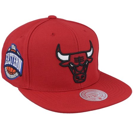 Mitchell & Ness - Chicago Bulls Conference Patch Red Snapback Snapback Red Cap - NBA @ Hatstore