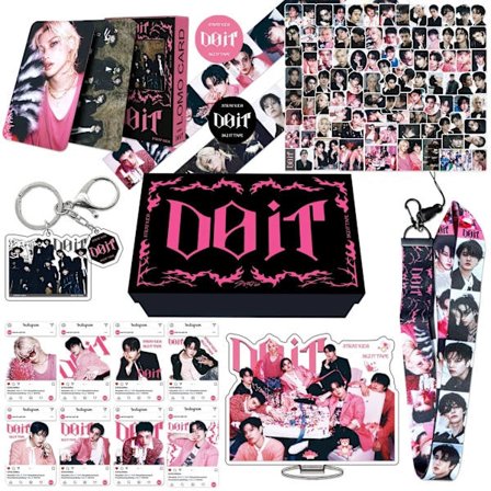 STRAY KIDS Officiel Merchandise - Hyunjin Nøglering, Kort & Klistermærkesæt | Til Samlere og STAY StrayKids Gaveæske DO IT