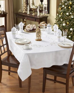 Iso pöytäliina Joulupuuro-Utan garn