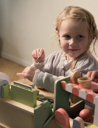 Dantoy Cash Register Wood In Gift Box 33 Parts - Multi/patterned - 28.5X16.5X24CM