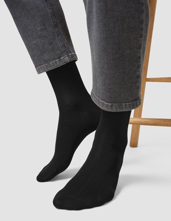 Shaping New Tomorrow - Bamboo Socks - Black - 4-Pack - Herre - Størrelse 43-46
