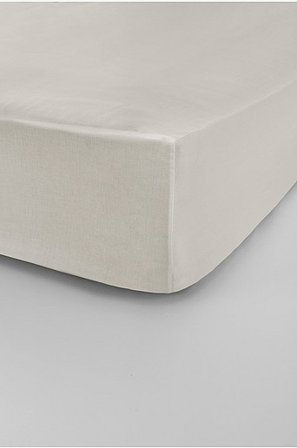 Jotex - Satin Faconsyet Lagen Med Satin Høj Madras Økologisk Beige - ZACK - Køb Faconsyede lagener hos Jotex