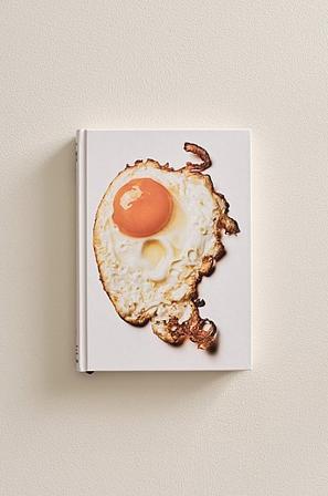 Jotex - Gourmand ́s Egg Książka Na Stolik Kawowy White - THE - Kup Akcesoria dekoracyjne firmy Jotex