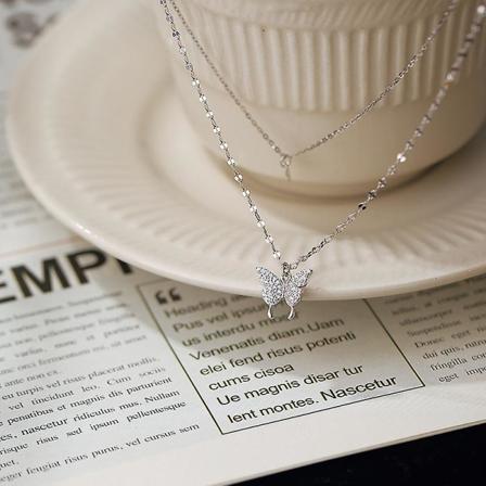 1 stk 925 Sterling Sølv Dobbeltlags Sommerfugl Blinkende Diamant Halskjede Søt Henger Kragebein Kjede Kvinnelig Utsøkt Smykke (FMY)