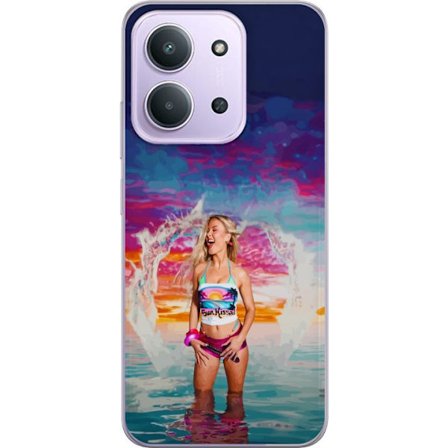 Kompatibel Mobilcover til Xiaomi Redmi 15C Blond kvinde i farverigt strandtøj, der leger i havet ved solnedgang